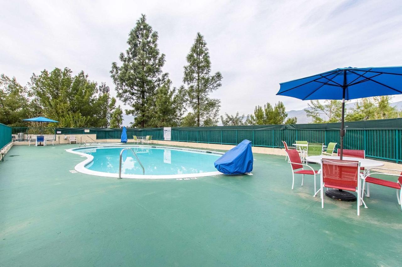 San Bernandino Inn & Suites San Bernardino Dış mekan fotoğraf
