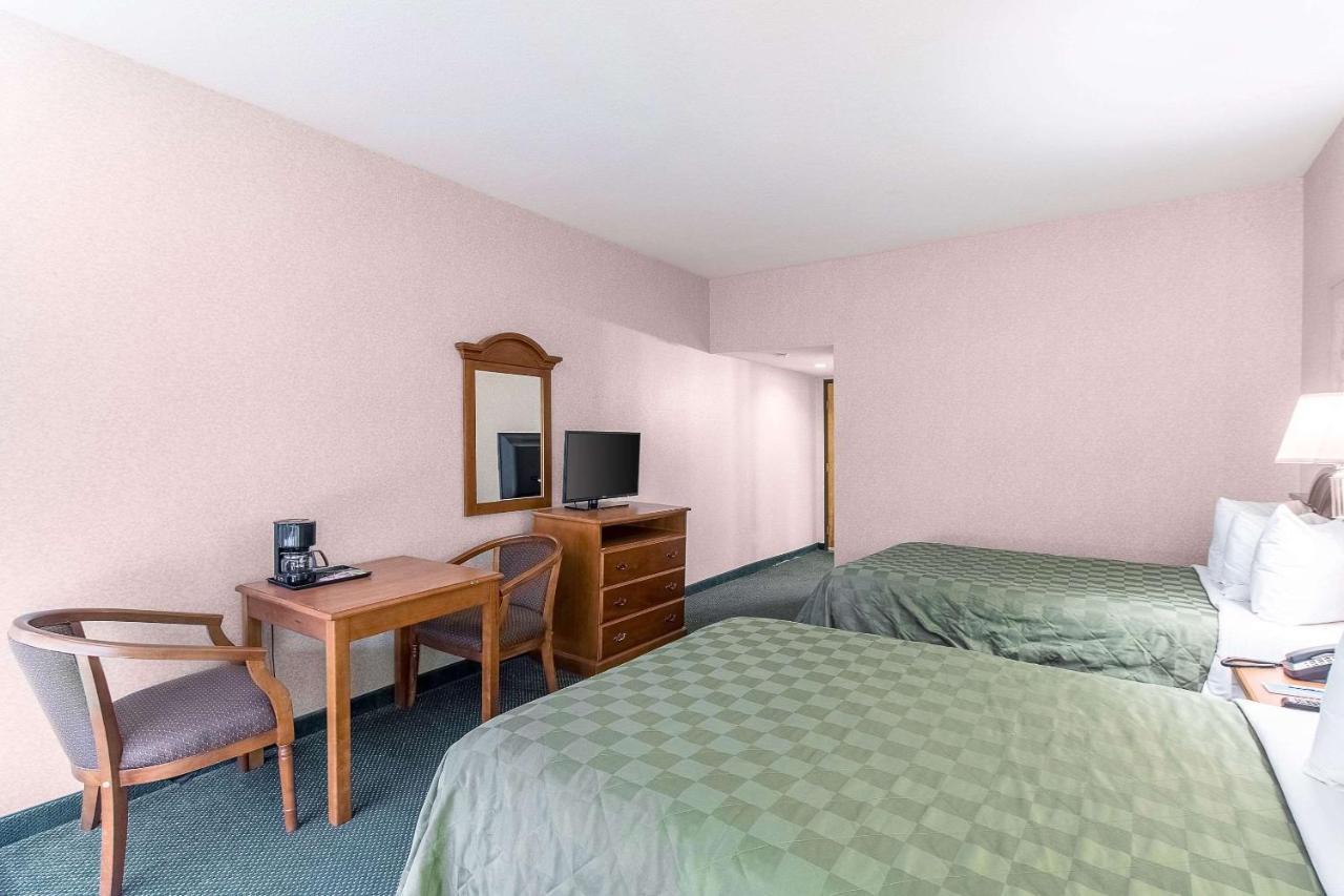 San Bernandino Inn & Suites San Bernardino Dış mekan fotoğraf